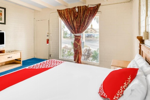 OYO Oasis Motel Las Vegas I-15 image 33